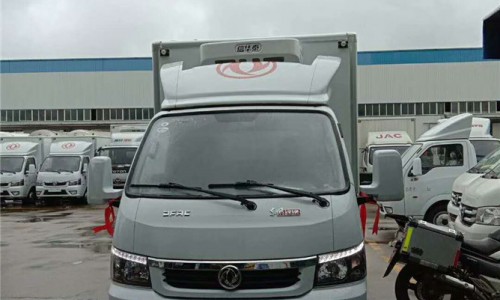 國(guó)六東風(fēng)途逸冷藏車 