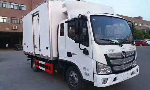 福田歐馬可S3排半冷藏車(chē) 