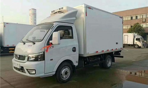 東風(fēng)途逸柴油冷藏車(chē) 