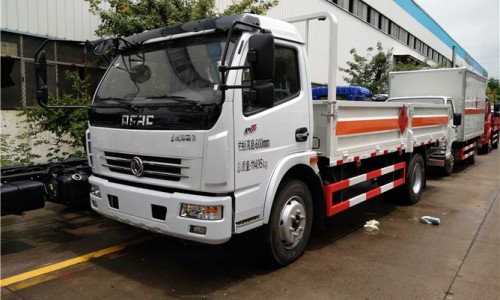 東風(fēng)多利卡倉欄氣瓶運(yùn)輸車 