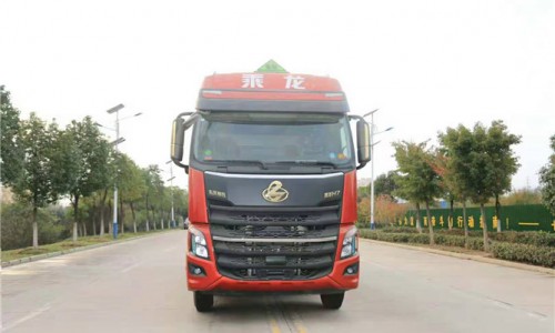 柳汽前四后八危險品廂式車 