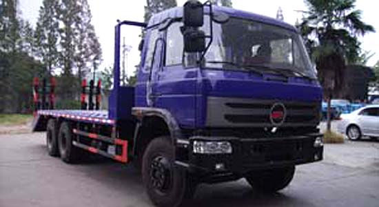 楚風(fēng)后八輪平板運輸車 